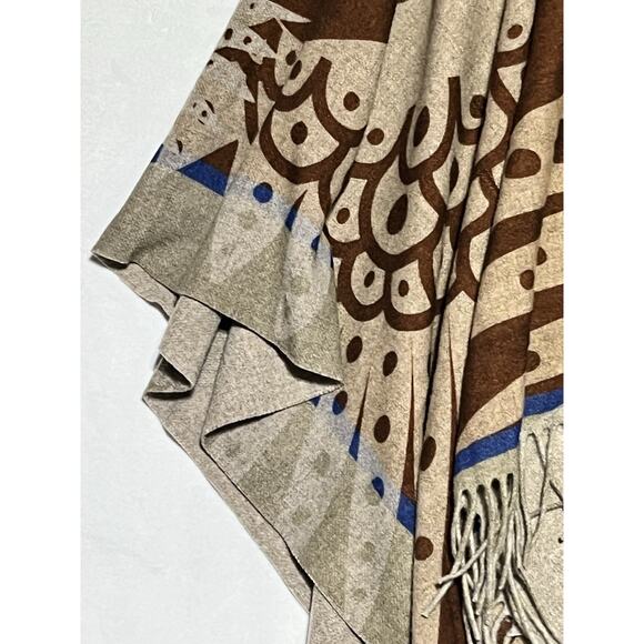 100% Wool Knit Shawl Cardigan Wrap Open Beige Fringed Bohemian Made in Italy - Picture 6 of 13